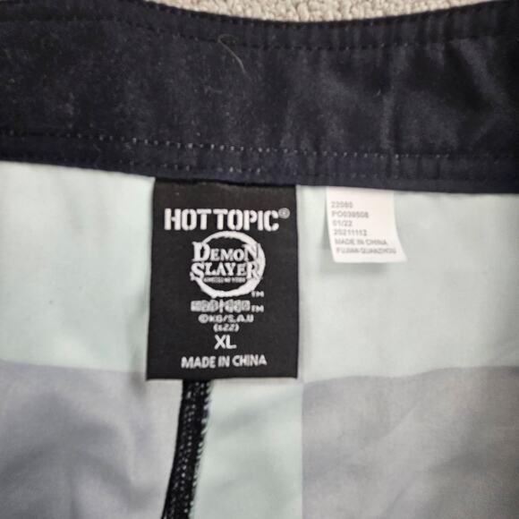 Hot Topic Swim Trunks Demon Slayer Mens Board Short XL Check Black Green NWT - Picture 8 of 10